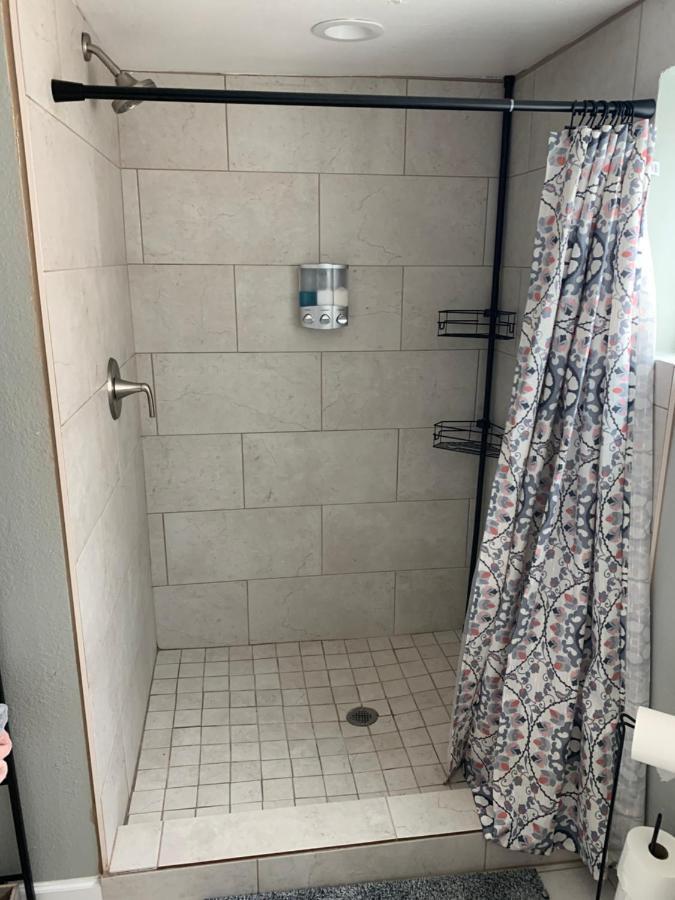 Stylish Basement Studio In Central El Paso - Very Spacious Eksteriør billede