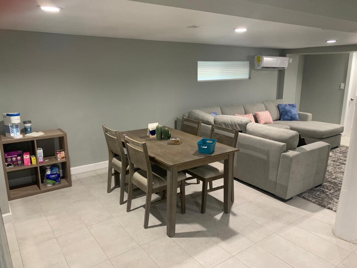 Stylish Basement Studio In Central El Paso - Very Spacious Eksteriør billede